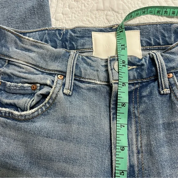 MOTHER Insider Crop Step Fray Denim Jeans High Rise Waist Raw Hem Light Wash 24